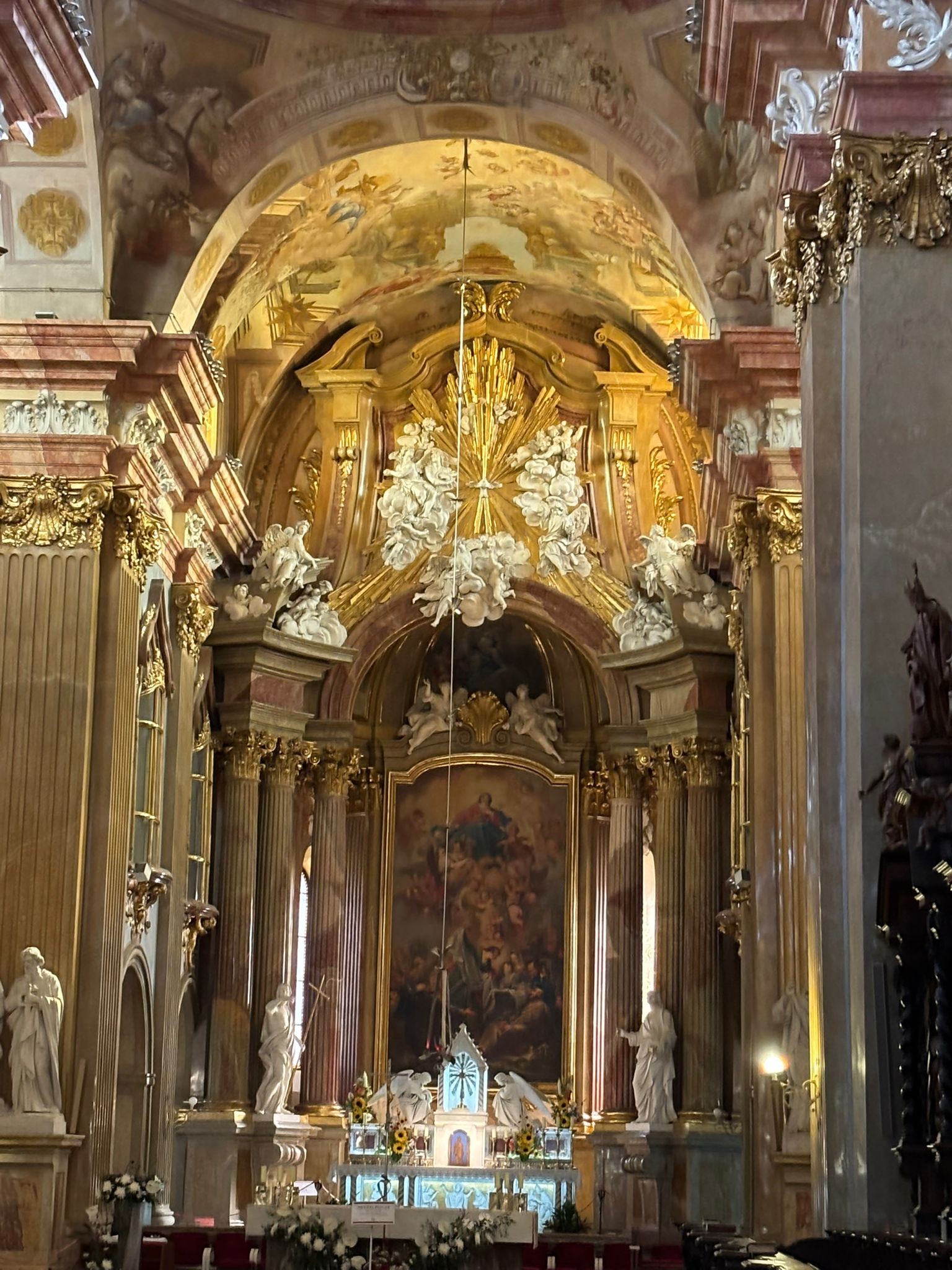 bazilika Nanebovzatia Panny Márie na Velehrad na Morave
